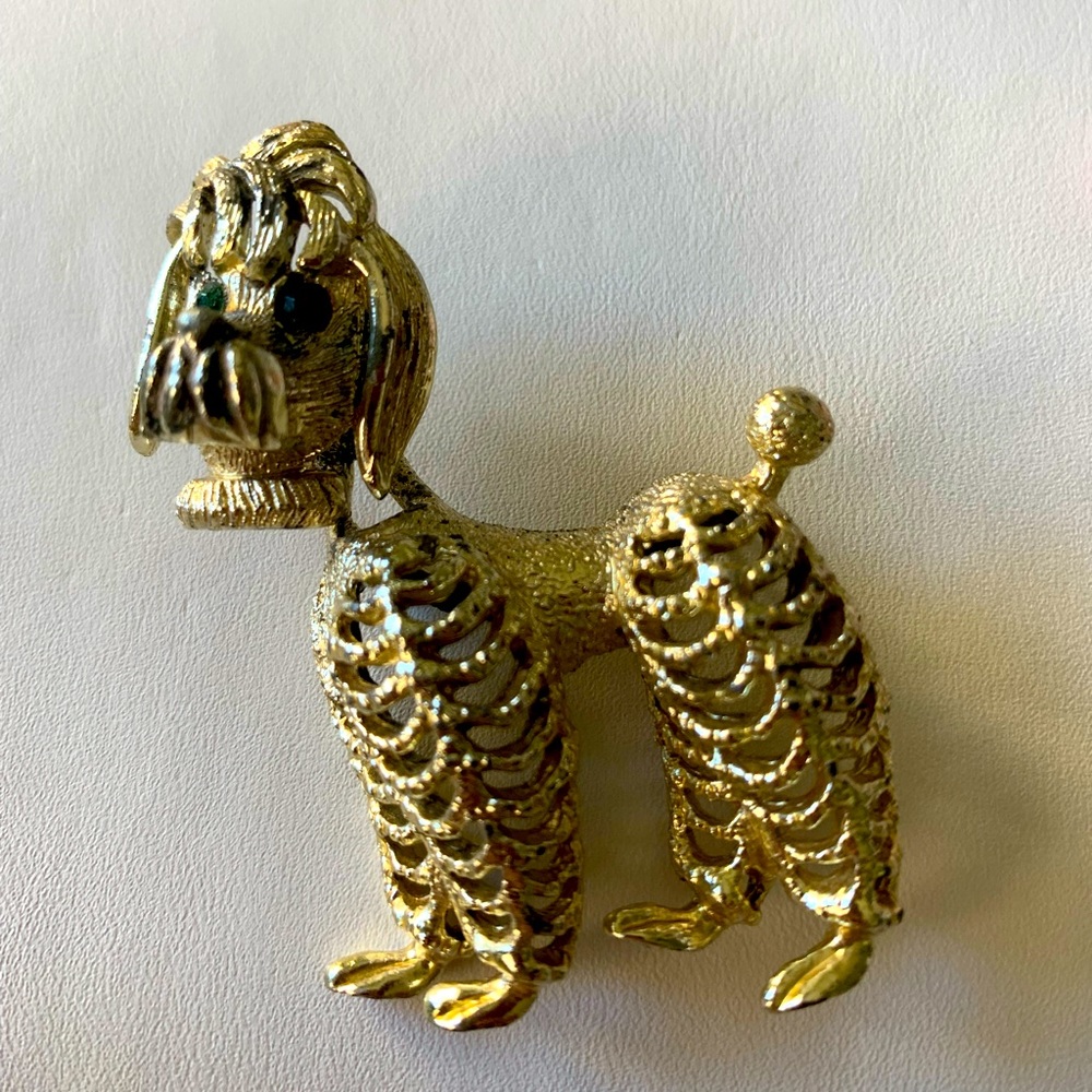 Poodle brooch jewelry pin with bobble head